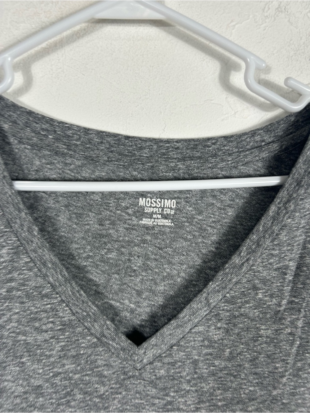 Mossimo Supply Co Heather Gray V-Neck T-Shirt Size M Medium Short Sleeve Tee - Picture 4 of 5